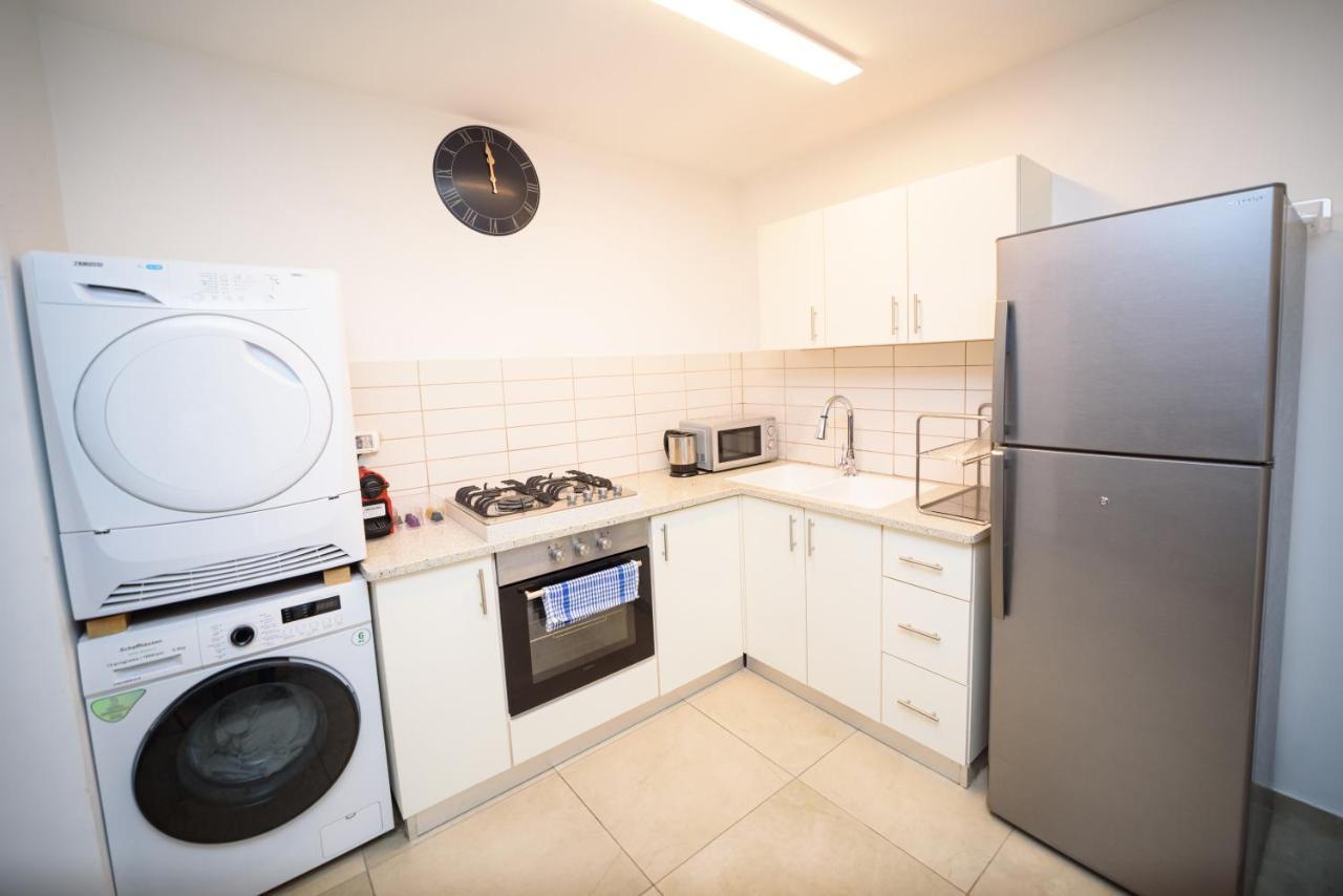 Yalarent Migdalor Boutique Apartments With Sea Views Tiberya Dış mekan fotoğraf