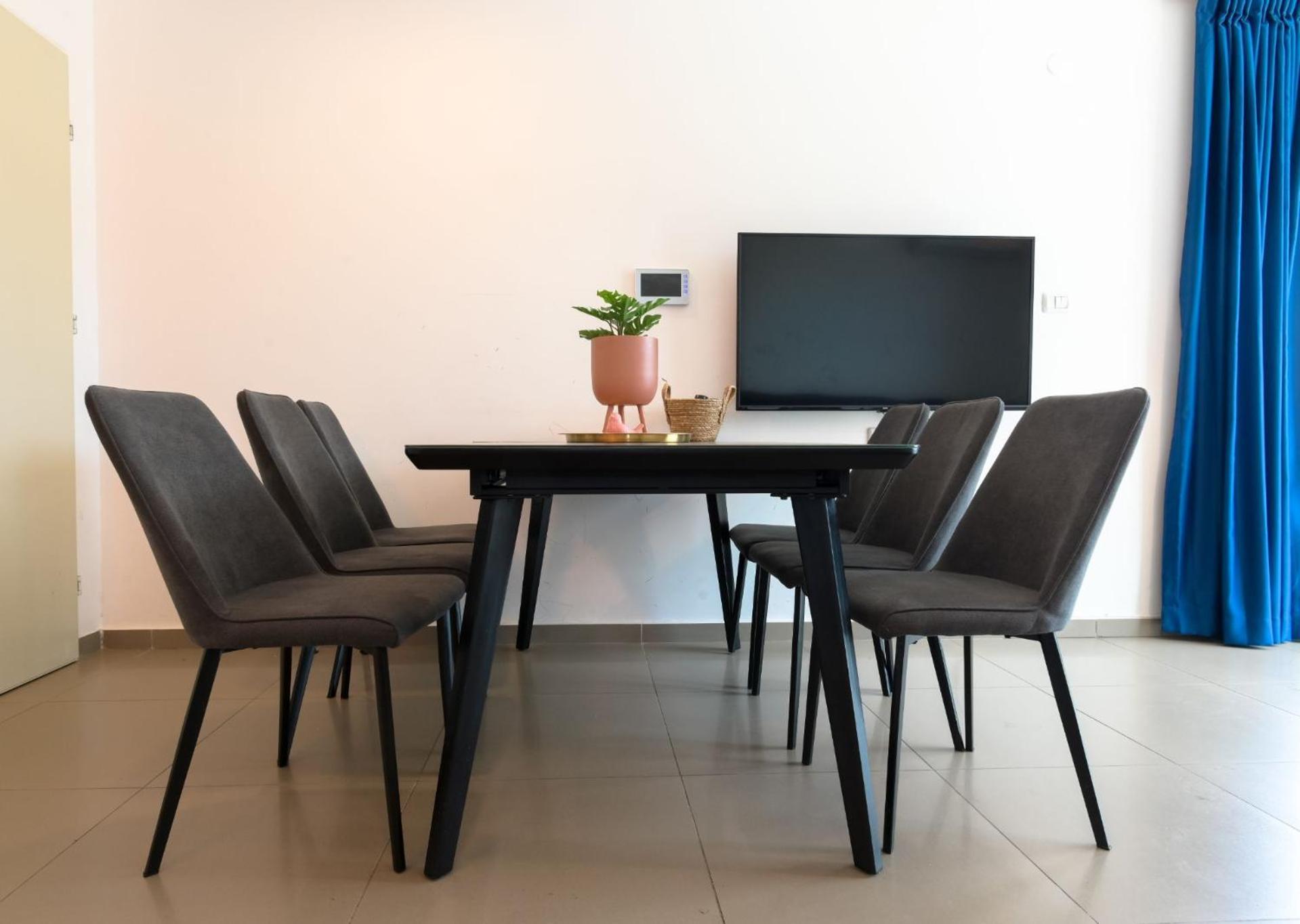 Yalarent Migdalor Boutique Apartments With Sea Views Tiberya Dış mekan fotoğraf